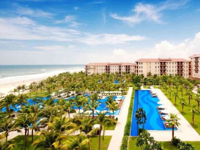 Vinpearl Luxury Đà Nẵng là một khu nghỉ dưỡng sang trọng nằm tại thành phố Đà Nẵng, với các tiện nghi hiện đại và dịch vụ tuyệt vời, cho khách hàng trải nghiệm thú vị và thoải mái.